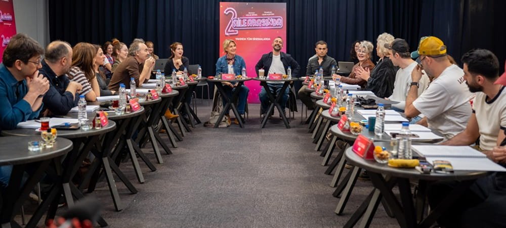Belgrad Galerija ‘73’te Aslıhan Çiftgül Rüzgârı: “Bakış Kalır Geriye…”